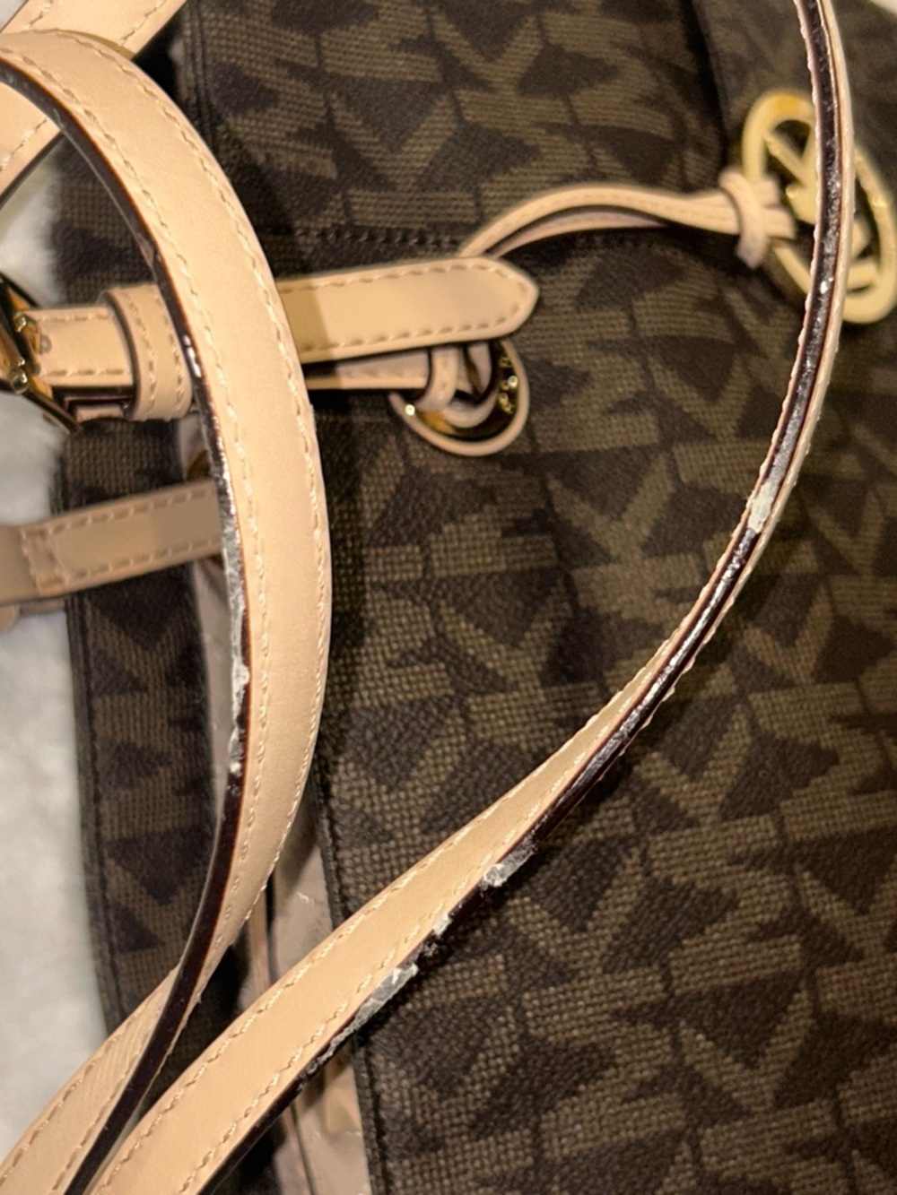 Michael Kors Brown Signature Jet Set Tote - Picture 14 of 16
